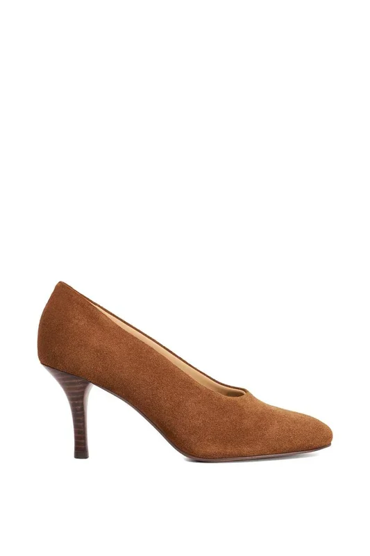 ‘Abundant’ Leather Court Shoes