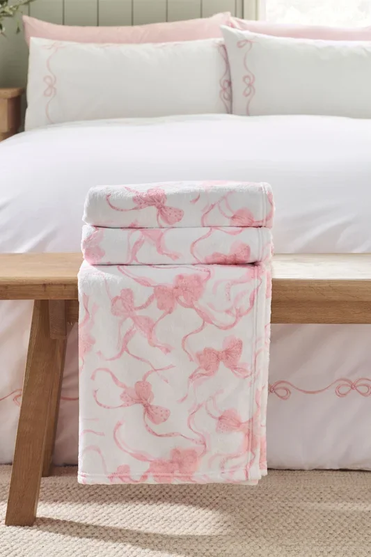 ‘Bow’ Cosy Fleece Oversized Blanket Throw