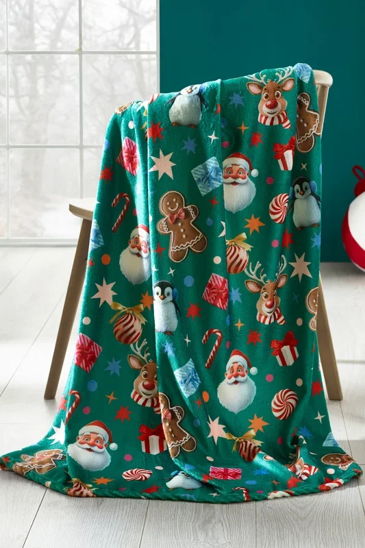 ‘Christmas Icons’ Cosy Fleece Blanket Throw