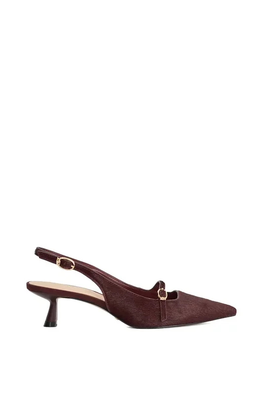 ‘Deserved’ Leather Court Shoes