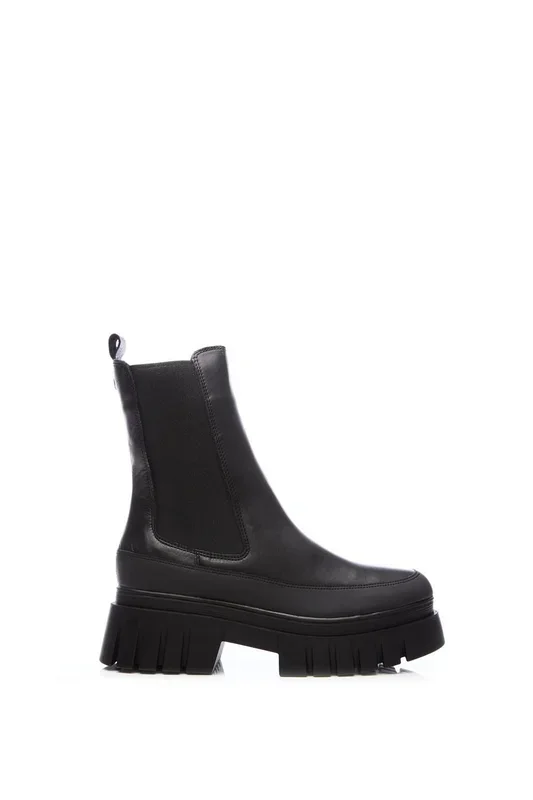 ‘Diiva’ Leather Ankle Boots