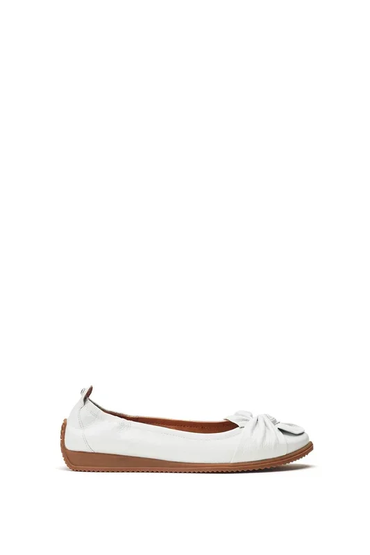‘Echium’ Leather Loafers