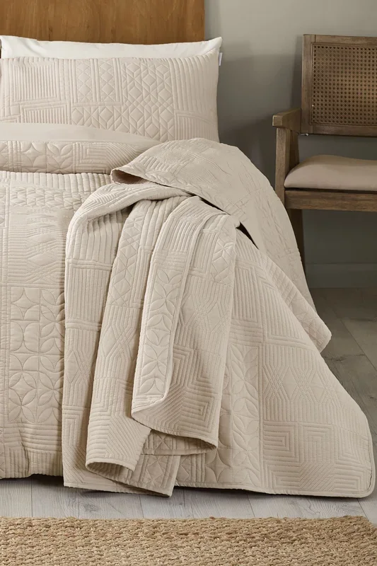 ‘Folkstone Geo’ Bedspread