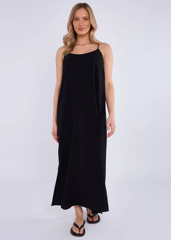 Black Strappy Cross Back Airflow Oversized dress