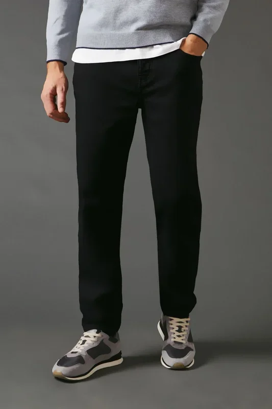 Black Tapered Fit Jean