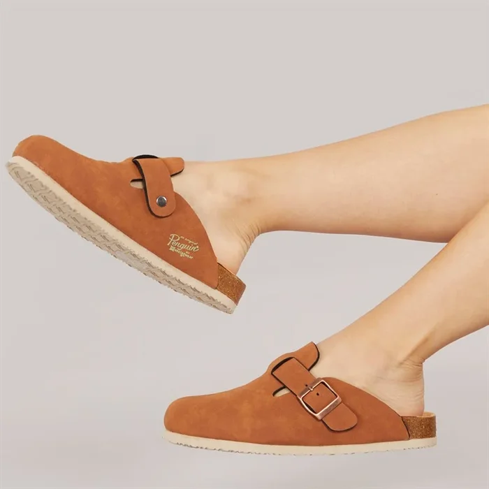 Buy Original Penguin Womens Poppy Clogs Tan