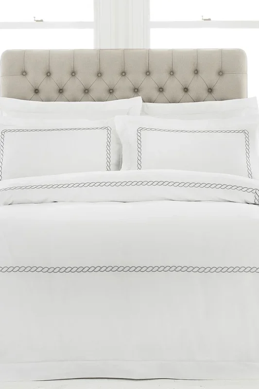 Cleopatra 200TC Cotton Embroidered Duvet Cover Set