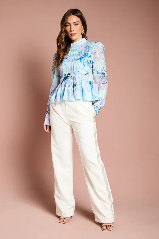 Long Sleeve Pleat Detail Blouse