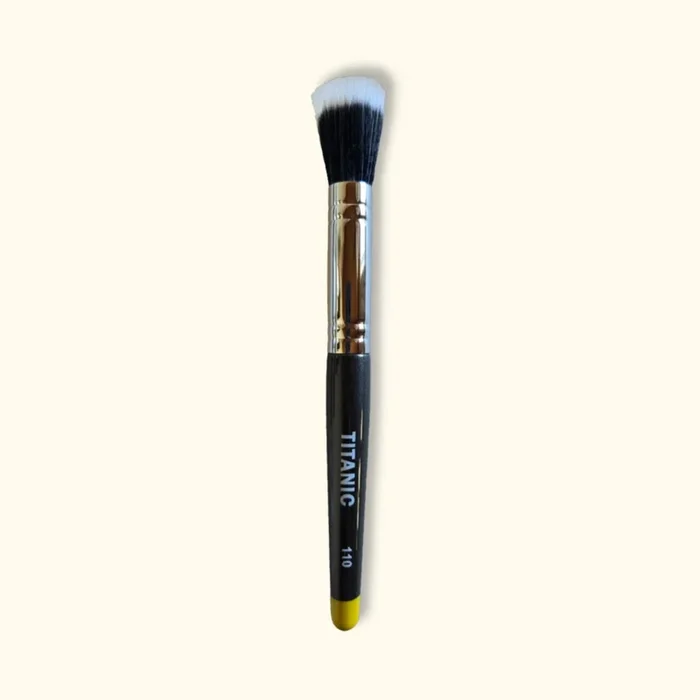 No. 110 – Medium Round Duo-Fibre Stipple Brush (Special Effects Collection)