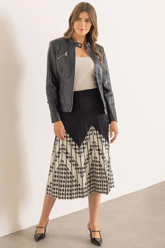 Pleated Dogtooth Chevron Knit Midi Skirt