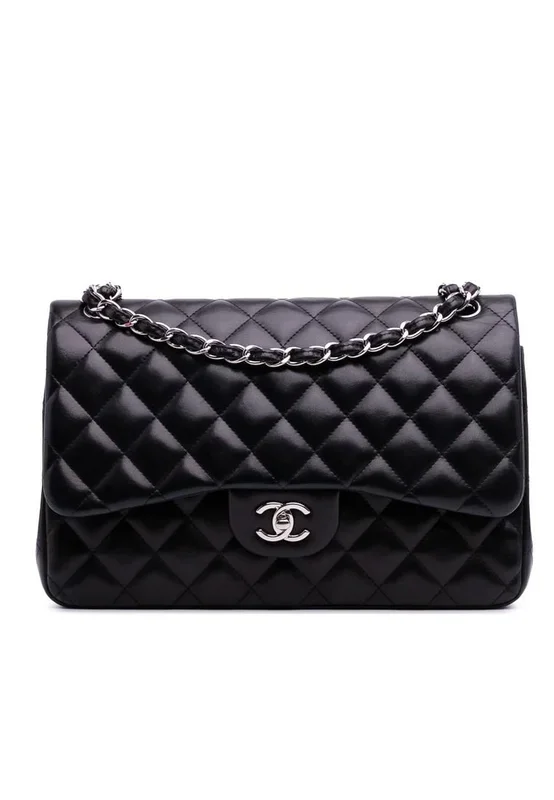 Preloved Elegant Quilted Leather Shoulder Bag with Chain Strap Flap
