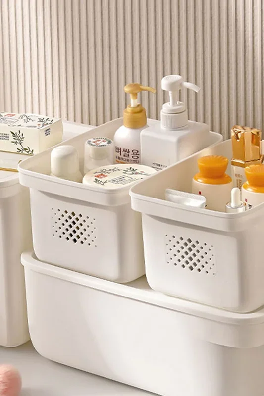Storage Box Food Container with Lid Handles 25*17.5*14 CM